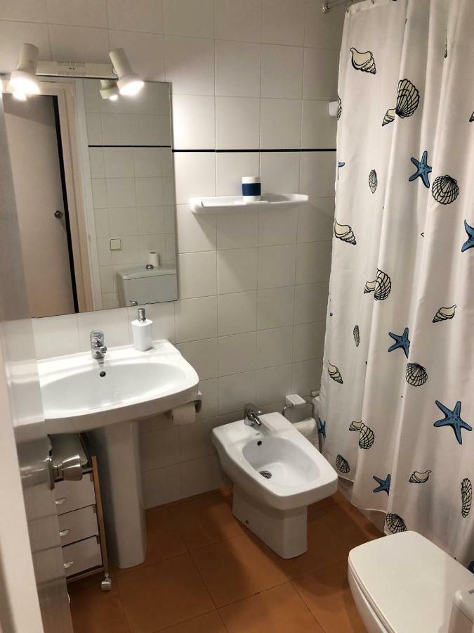 Apartaments S'Arenella กาดาเกส ภายนอก รูปภาพ