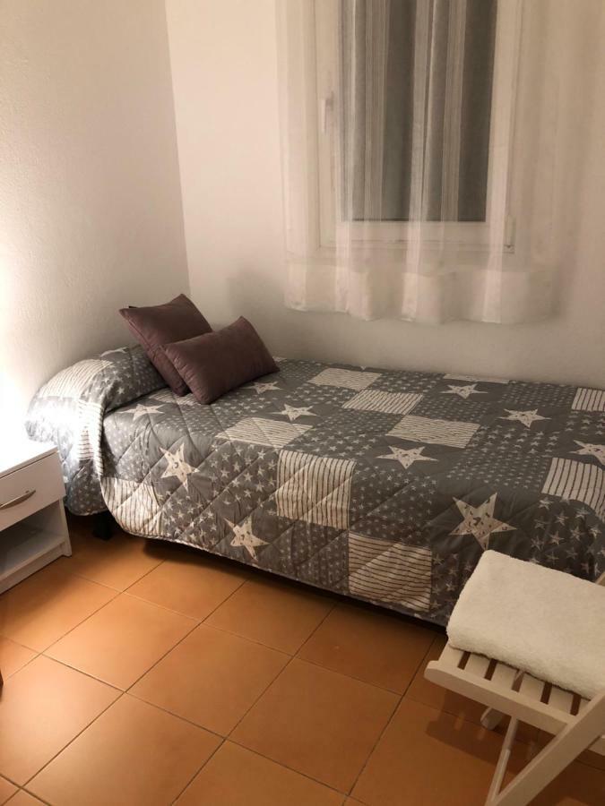 Apartaments S'Arenella กาดาเกส ภายนอก รูปภาพ