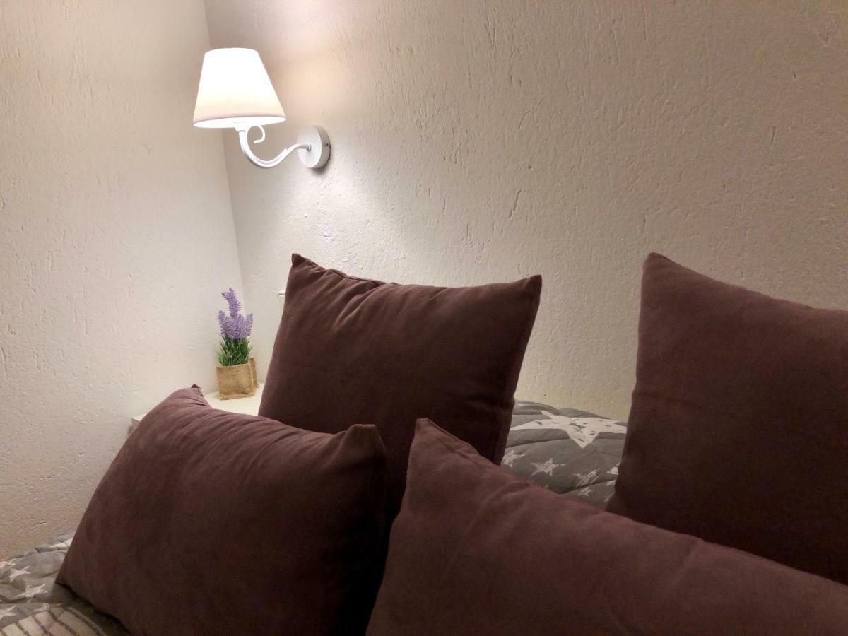 Apartaments S'Arenella กาดาเกส ภายนอก รูปภาพ