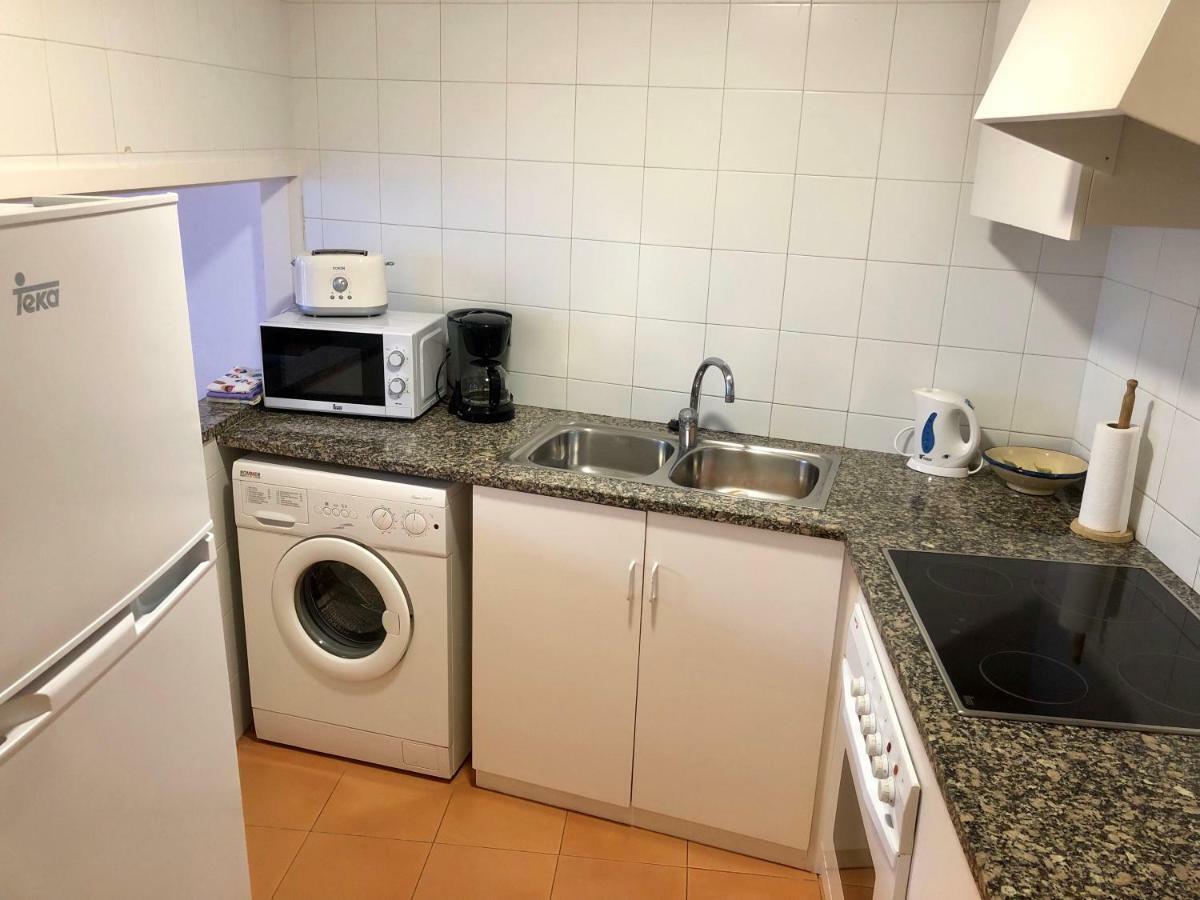 Apartaments S'Arenella กาดาเกส ภายนอก รูปภาพ