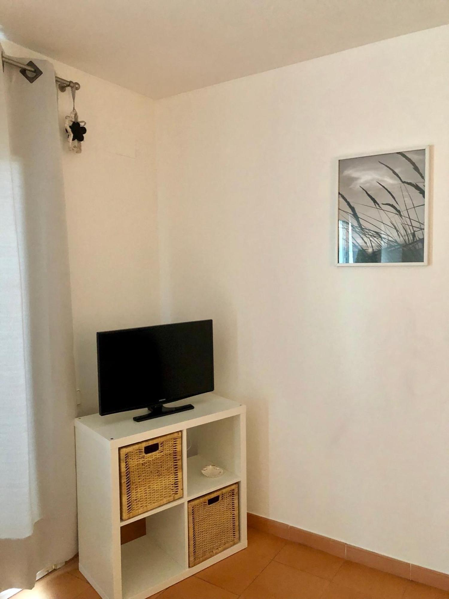 Apartaments S'Arenella กาดาเกส ภายนอก รูปภาพ