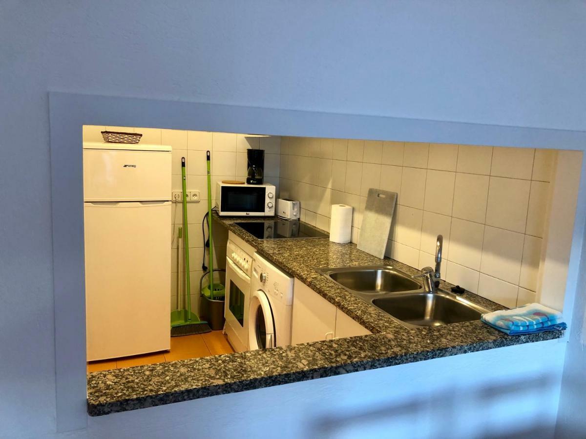 Apartaments S'Arenella กาดาเกส ภายนอก รูปภาพ