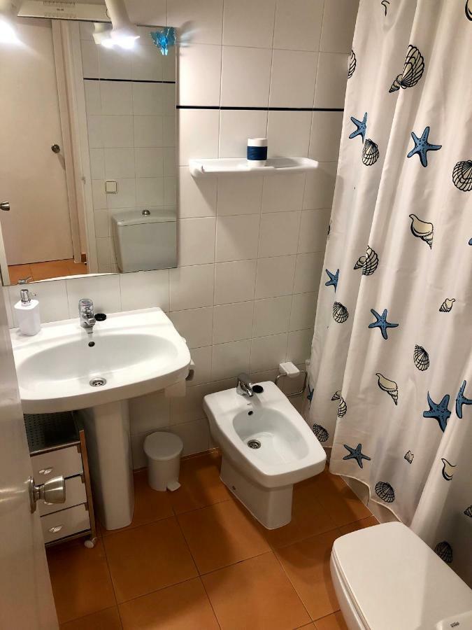 Apartaments S'Arenella กาดาเกส ภายนอก รูปภาพ